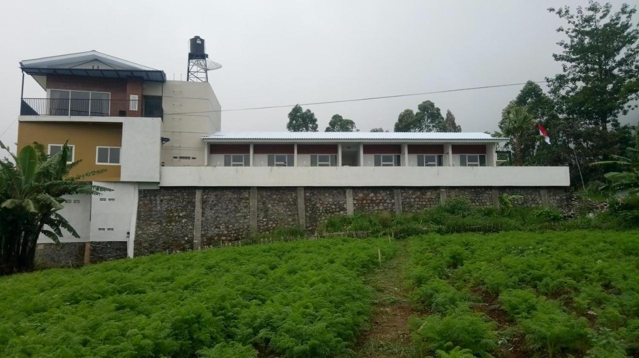 Fredelia Homestay Bromo Exterior photo