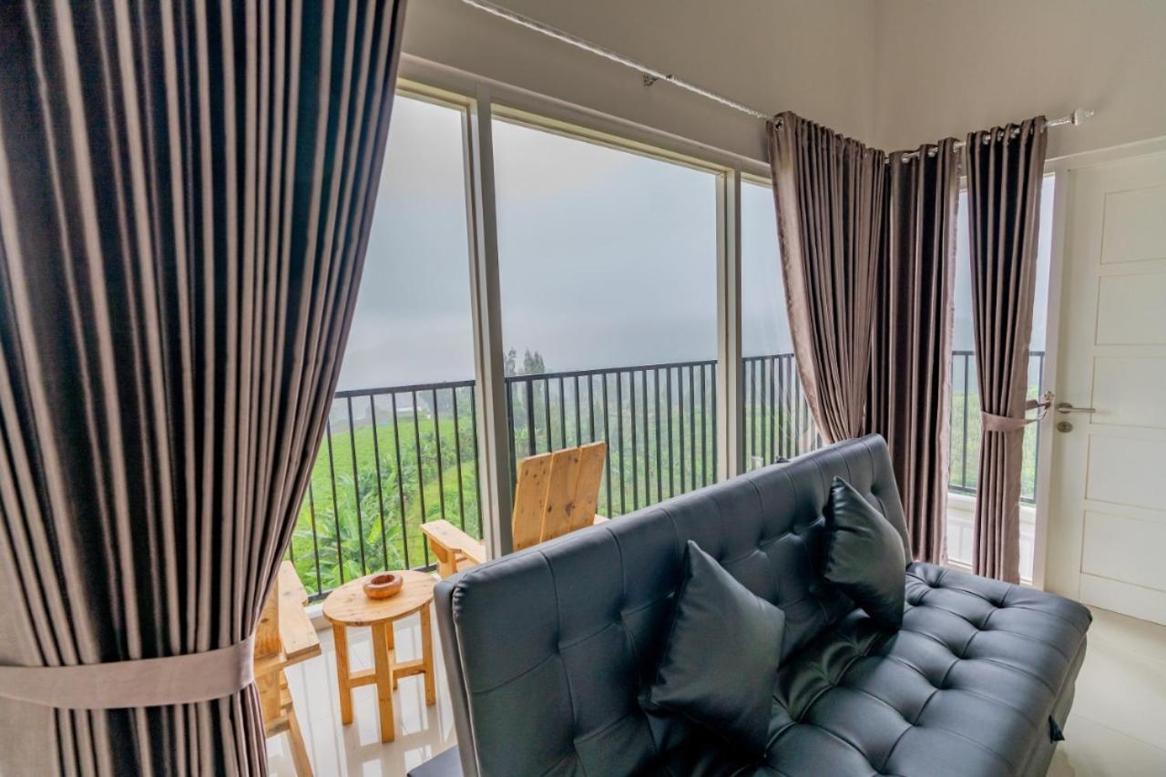 Fredelia Homestay Bromo Exterior photo